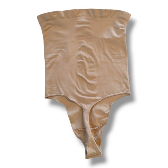 Skims Seamless Sculpt Strapless Thong Bodysuit - Picture 6 of 6